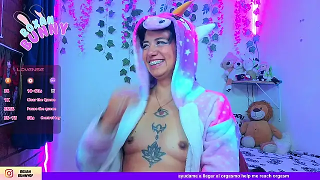 Roxanbunny1 webcam