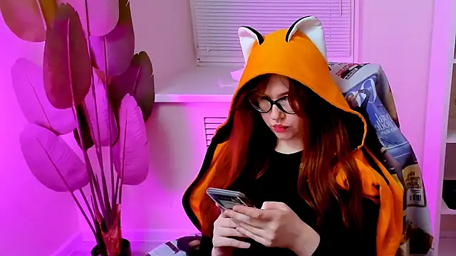CarolGiggly webcam