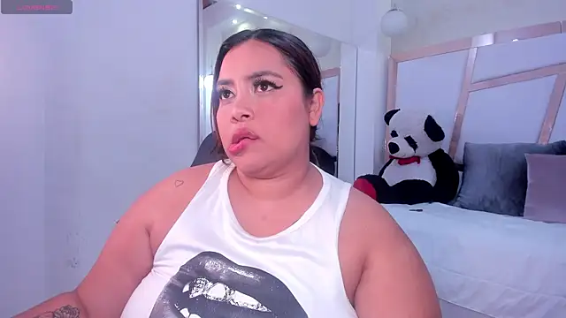 tatikanyx live cam on StripChat