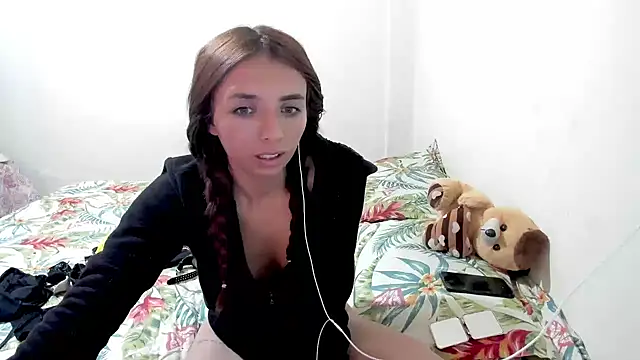 megan_doll2123 live cam on StripChat
