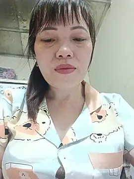 Sana-vn live cam on StripChat