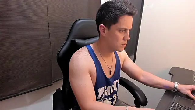 KendricTorres live cam room