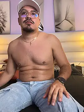 Dante_Goldt live cam room