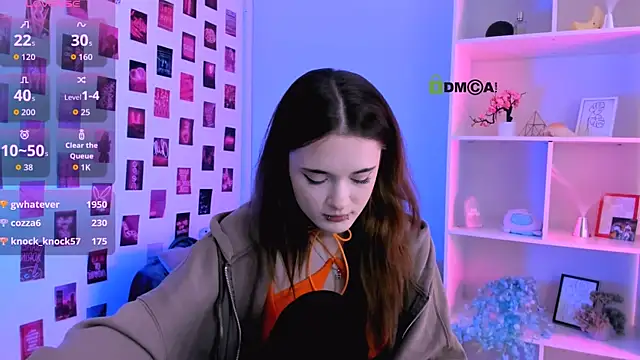 liana_kisses live cam room