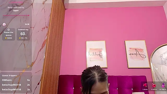 yourcuteneighbourr webcam