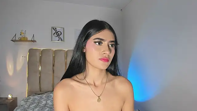 Watch BellaaStorm live on EroticFlix - High definition streams
