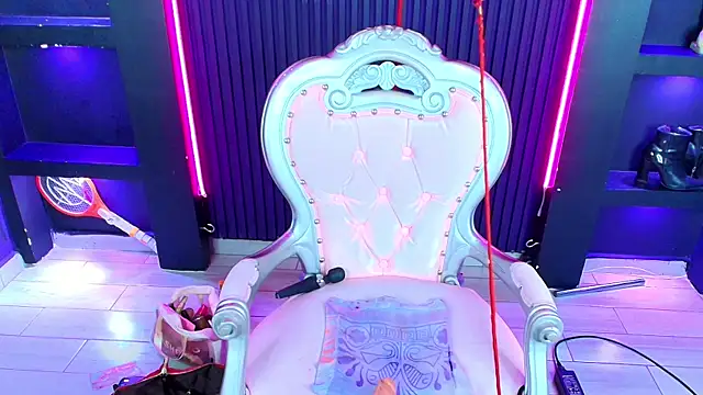 MrEbonybdsm webcam