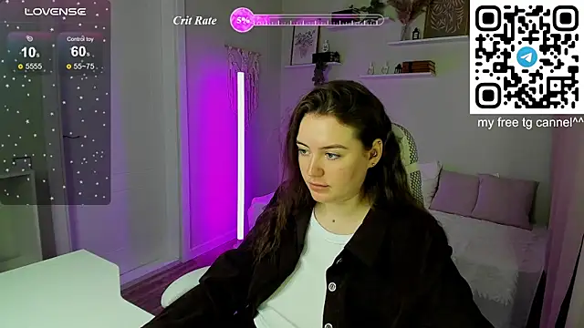 Laura_CollinsS webcam