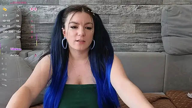 Vika_loves_you webcam