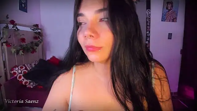 Watch victoriaasaenz_ live on EroticFlix - High definition streams