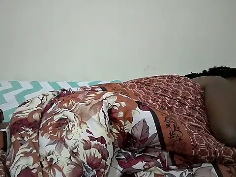 sexy_nanah live cam on StripChat