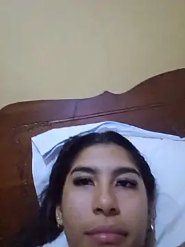Watch skinnyrox live on EroticFlix - High definition streams
