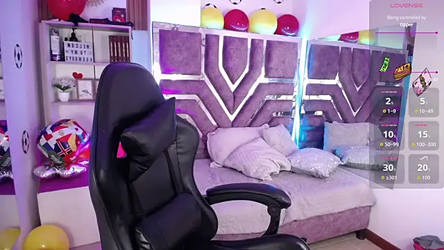 Elizabeth_Evans1 webcam