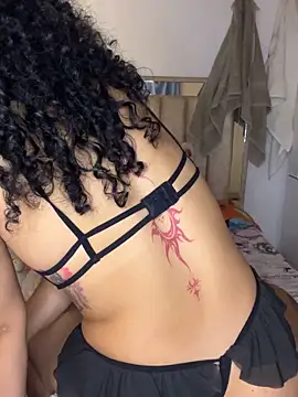 Watch Miily_0 live on EroticFlix - High definition streams