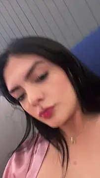 AliceRitter live cam on StripChat