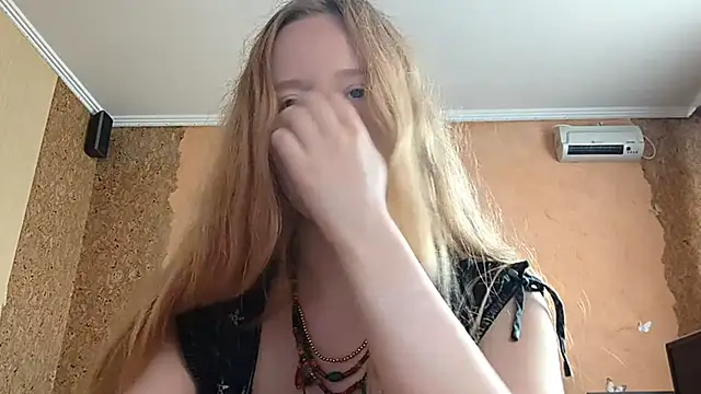 Watch KateVibe_01 live on EroticFlix - High definition streams