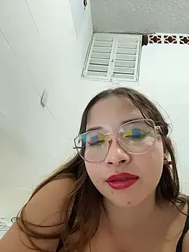 Watch AliciaWhite_nt live on EroticFlix - High definition streams
