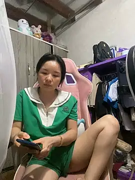 Ivy_Trix2 webcam