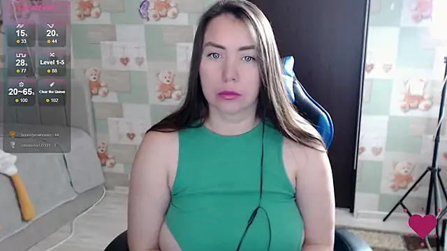 korolek12 (F milf) - clothespins on nipples