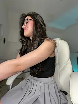 Watch julieta_jhonss live on EroticFlix - High definition streams