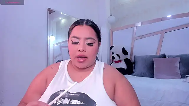 Watch tatikanyx live on EroticFlix - High definition streams