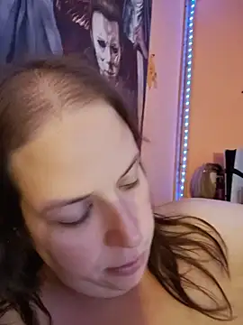 023thickandjuicy07 live cam on StripChat