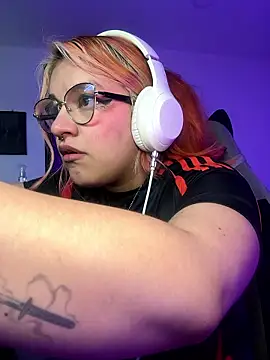 Sophia_Weest99 webcam