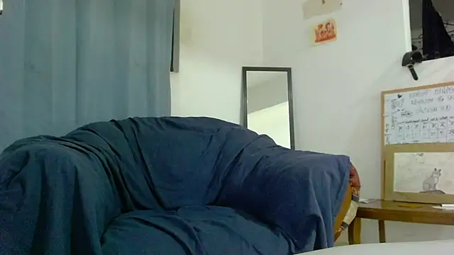 Maam_Ine webcam
