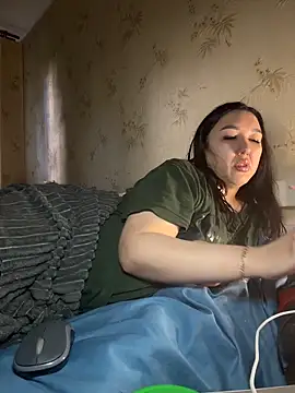 naughtbaby_2025 (F milf) - squirt