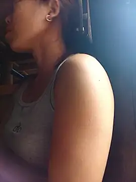 Ngocmi909 webcam