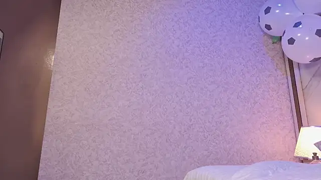 Watch samanthaa_sm live on EroticFlix - High definition streams