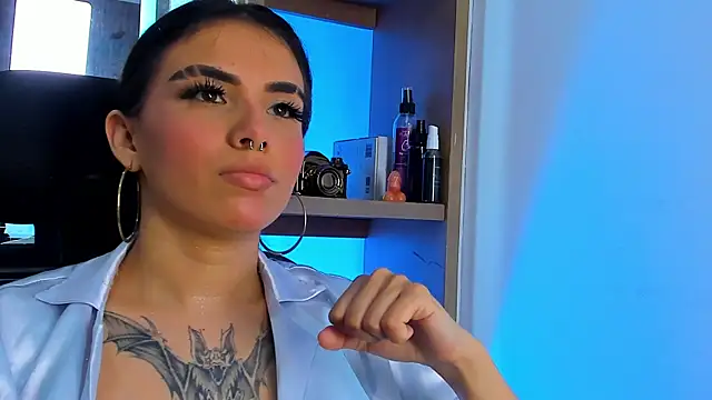 isabella_hv webcam