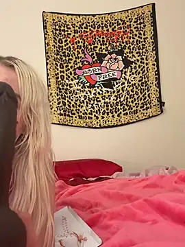 blondebunny999_999 webcam