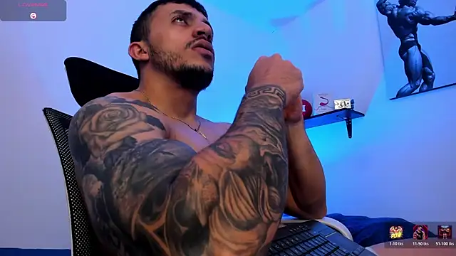 LiamReigns_ webcam