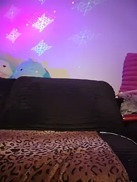 LucidLucy webcam