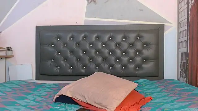 Kylie_Jennerr webcam