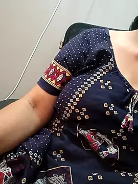 angel_ridhi webcam