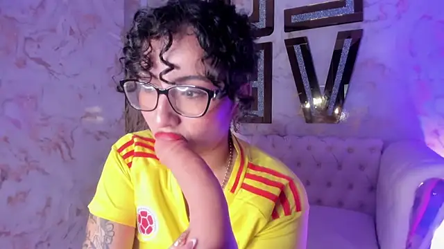 sarah_sluty webcam