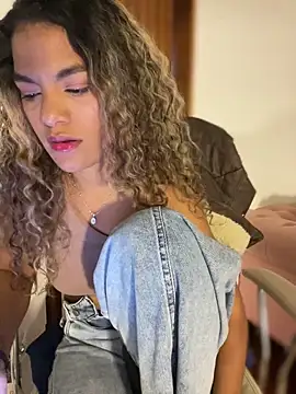 Watch AngelPinkk_ live on EroticFlix - High definition streams