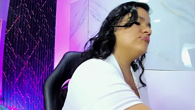natasha_adam21 webcam
