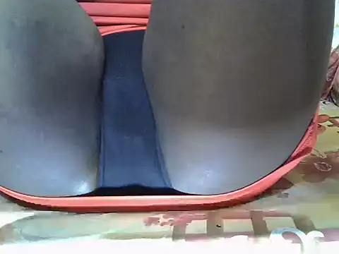 Creamybabe4 webcam