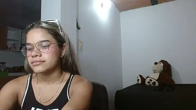 little_babyboo_ webcam