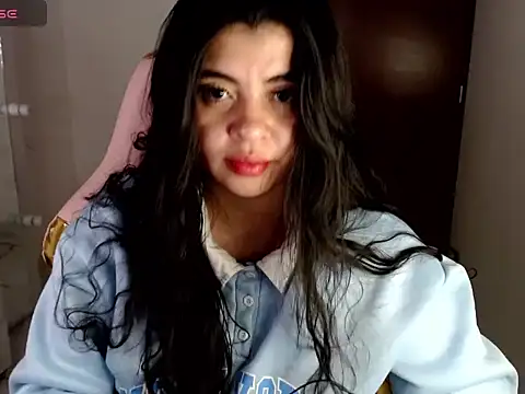 mila_paris webcam