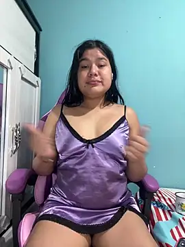 april_becker's live room