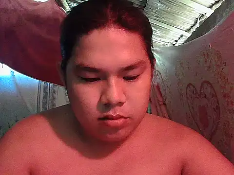 Huntrix2025 live cam on StripChat