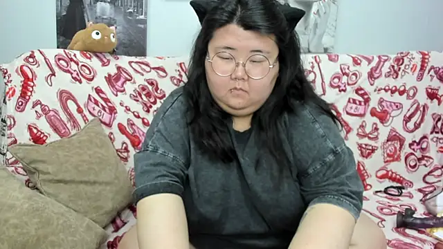 Nadine_asian webcam