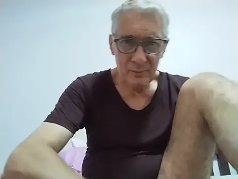 BIGUNCUTHARDCOCK live Stripchat room