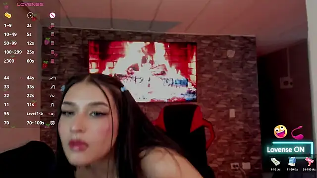 Charlotte_greys webcam