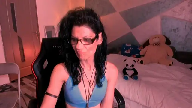 SweetSin40 webcam