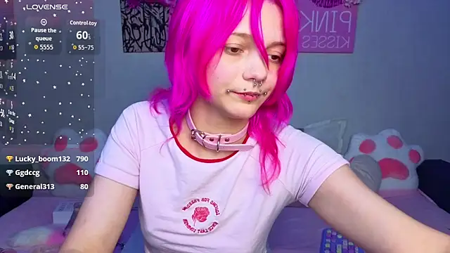 KittieHeart webcam